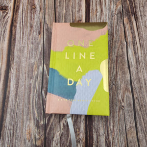 Modern One line a day | A 5 Year Reflection Book - My Other Child / Blooms n' Rooms