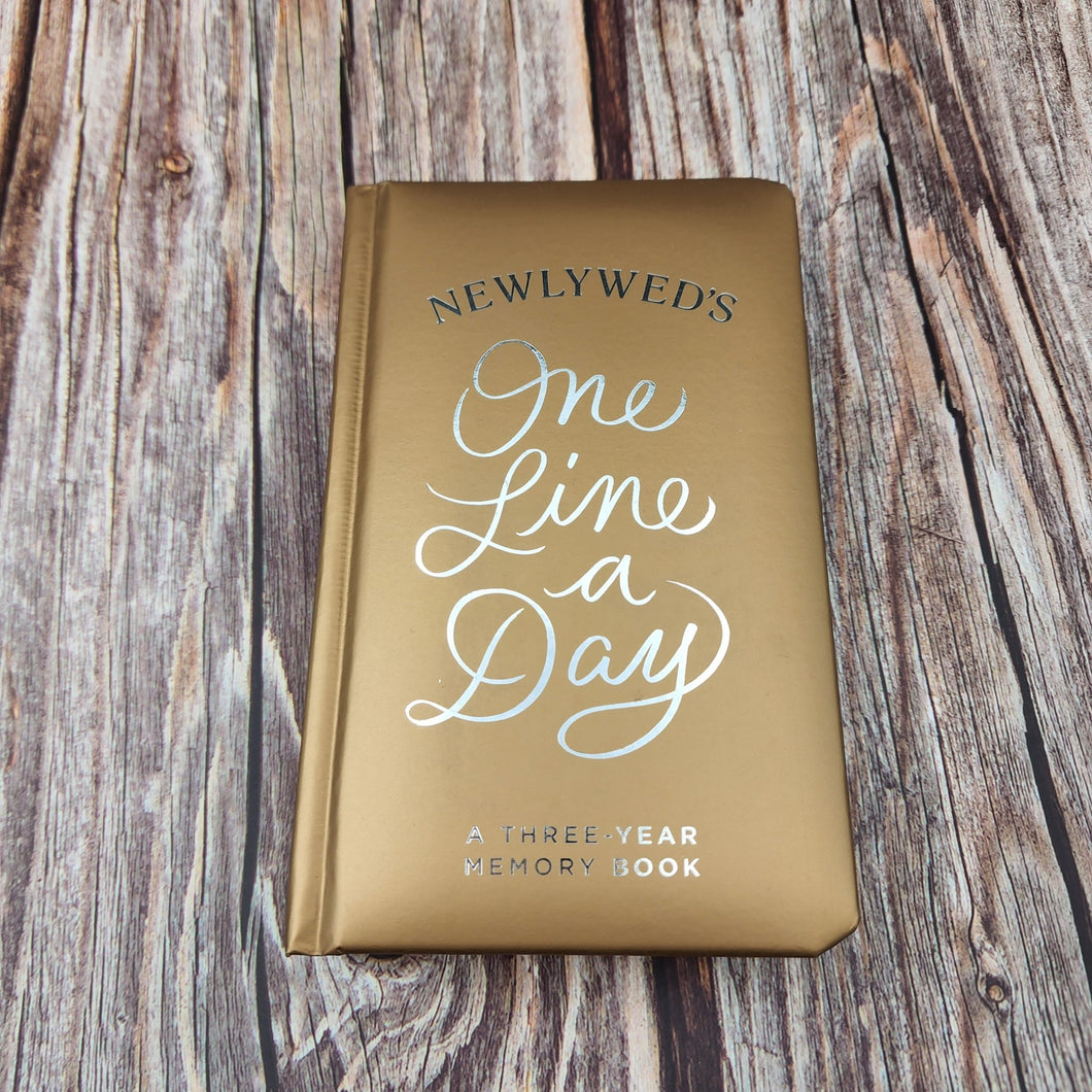 One line a day | A 3 Year Memory Book | Newlywed's - My Other Child / Blooms n' Rooms